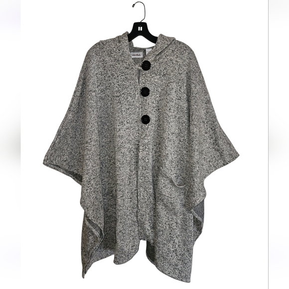 Le Moda Gray Knit Large Button-Down Cape One Size - Picture 1 of 6